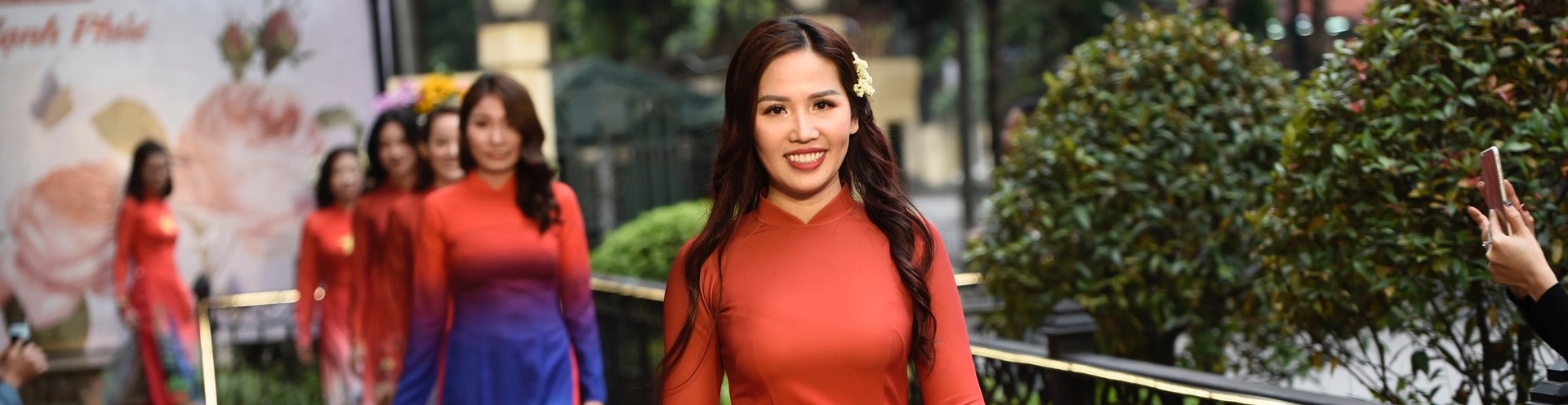 New Collection 1 Week - Ngày hạnh phúc